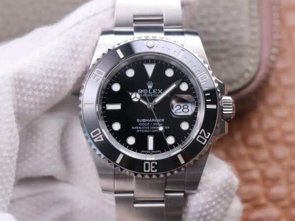 1:1 Superclone-Submariner Date116610 1:1 Superclone(Black sub with date)